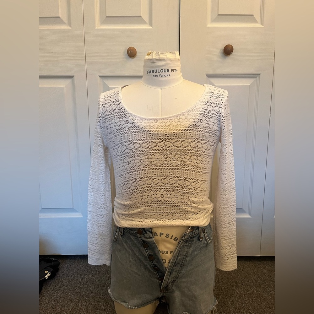 American Eagle Sweater